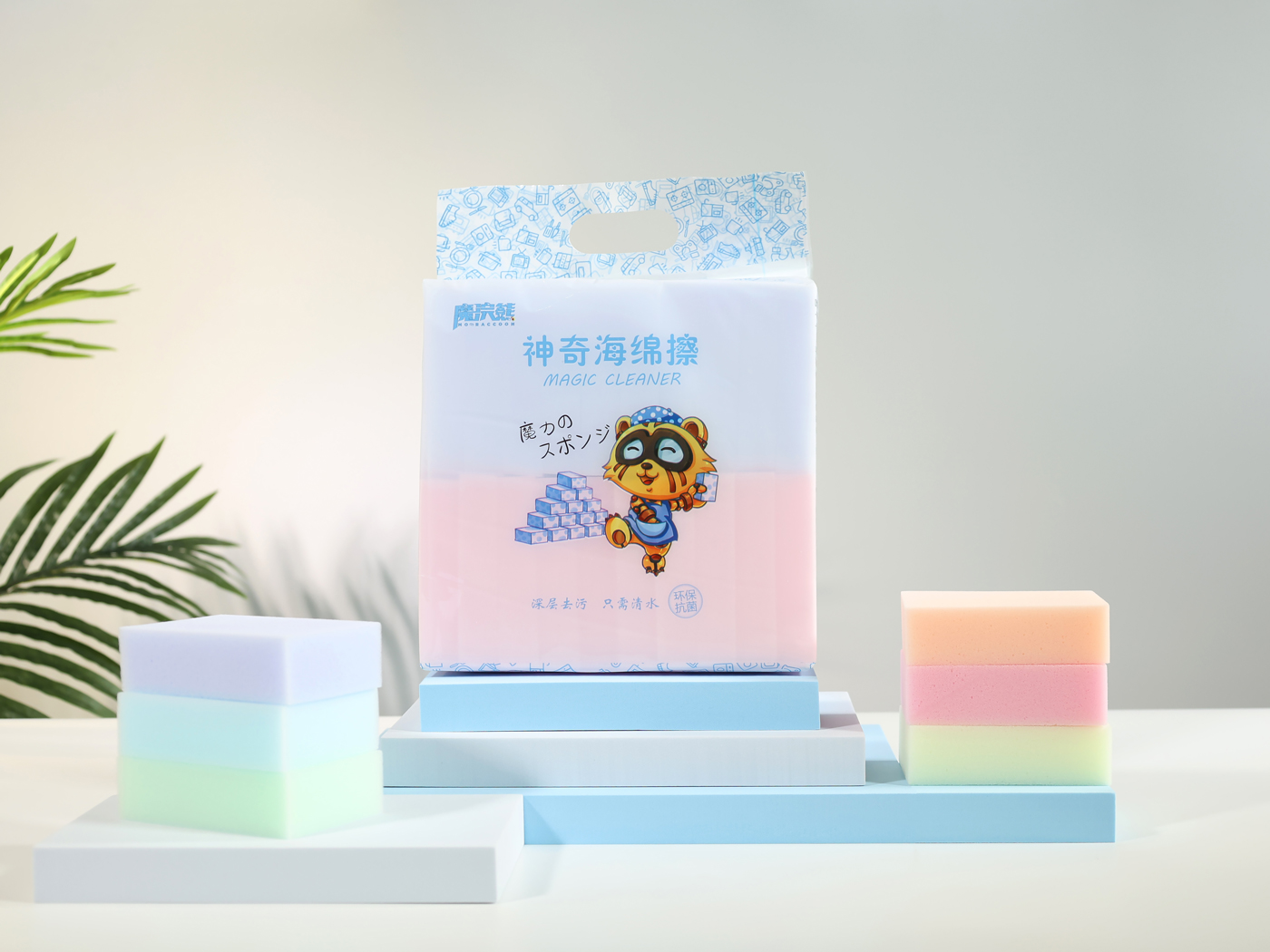 Mo-Racoon Cleaning Sponge